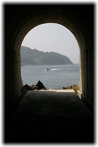 大津島 回天発射訓練基地跡