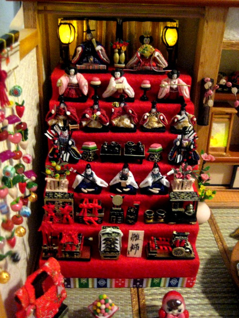七段雛人形飾りのある座敷 完成♪ 日本の伝統・ミニチュア・ドール