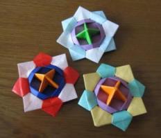 折り紙のコマの作り方 その１ ａｎｎｊｙｕのリビングメモ 楽天ブログ
