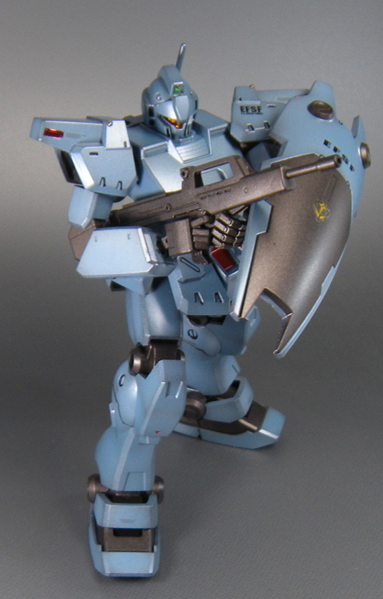 銃を構える2.jpg