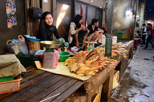 ヴェトナム・カンボジア旅行記（13）シェムリアップ市とオールドマーケット バスリコのつぶやき 楽天ブログ