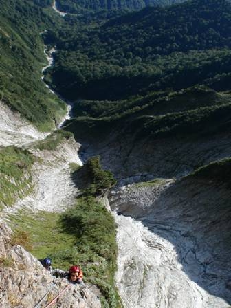 2010926-2.jpg