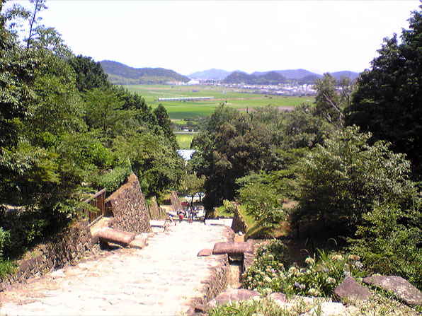 安土城〜大手道からの眺望