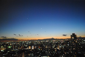 夜景と富士山