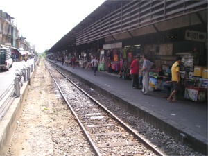 ウォンウィエンヤイ駅