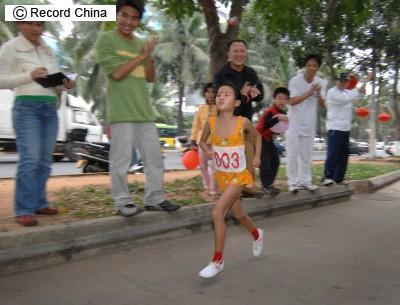 ８歳の女の子がマラソン完走 羽ばたけアスリート 楽天ブログ