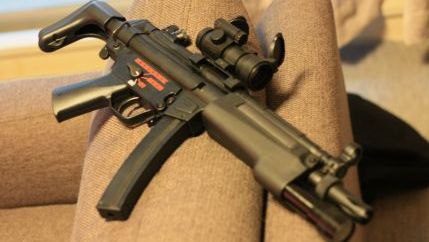 MP5K バイオハザード仕様 ねんまつたろう on X: 