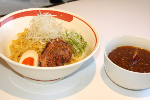 アンチョビカレーつけ麺