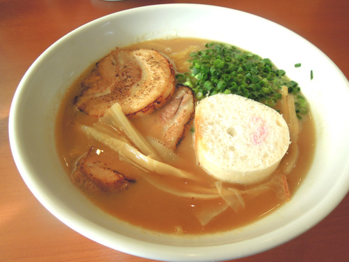 鶏白湯醤油