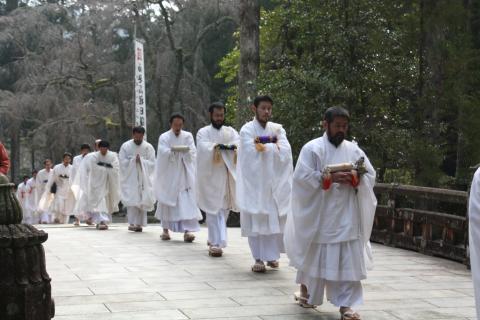 日蓮宗大荒行成満報恩水行読誦会（にちれんしゅう だいあらぎょう じょうまん ほうおん すいぎょう どくじゅえ） | 身延Life - 楽天ブログ