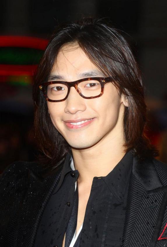 スピードレーサーロンドンプレミア & ヨンジョンフンssi専属契約!!& まる日記 まるるの日記~~Rain(ピ)くんだぁい好き