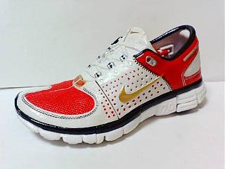 トランスフォーマースポーツレーベル コンボイfeat.NIKE FREE7.0