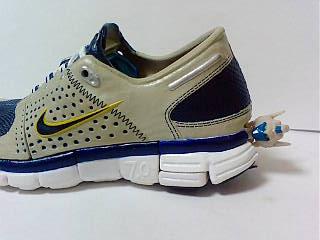 トランスフォーマースポーツレーベル コンボイfeat.NIKE FREE7.0