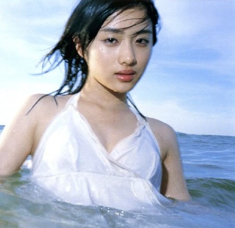 石原さとみ28.jpg
