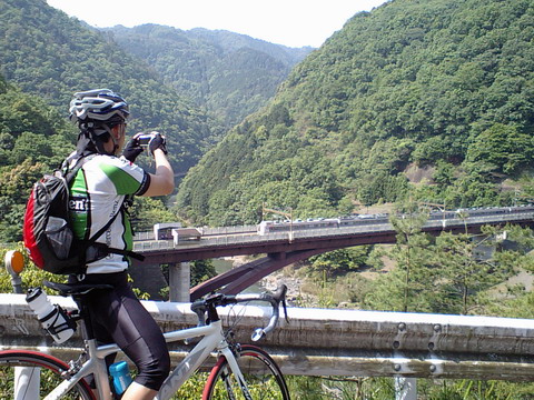 ビターさんと日吉ダム めたるばいせこー 京都の自転車乗りが観た風景 楽天ブログ