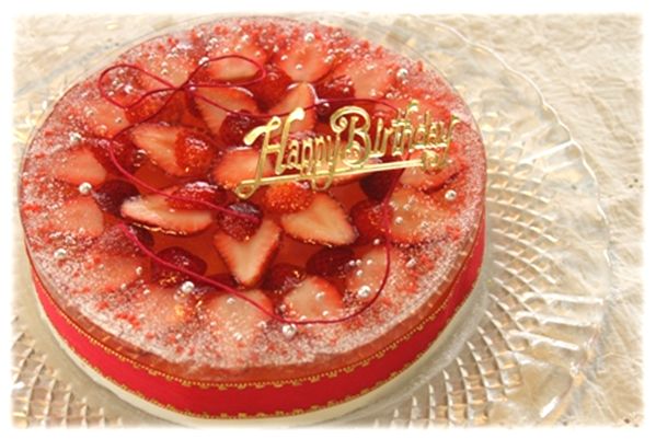 いちごのキラキラ バースデーケーキ Ouchi Cafe Apple Berry 楽天ブログ