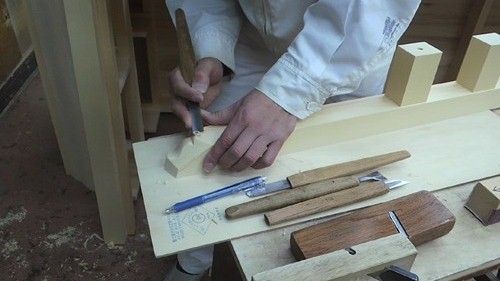 2012031212010000_s.jpg