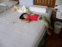 娘 昼寝中