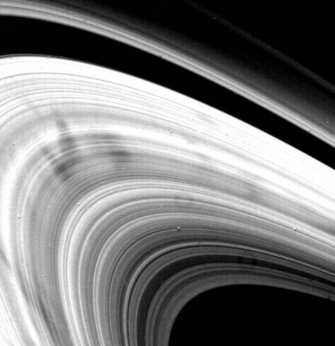 土星の輪に現れるスポーク
