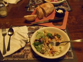 パンとサラダ
