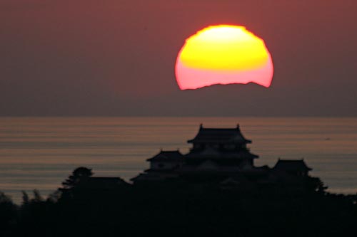 松山城夕景02