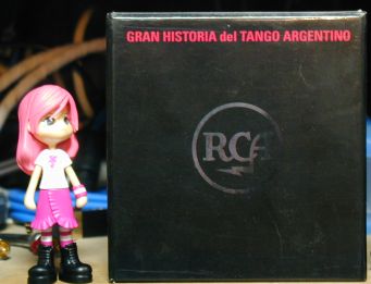 アルゼンチン・タンゴ大演奏史 - Amazon.com Music