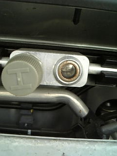 エアコンのガスをチェック 0系レジアスエース ハイエース スーパーgl 4wd は最強のオールラウンダー 楽天ブログ