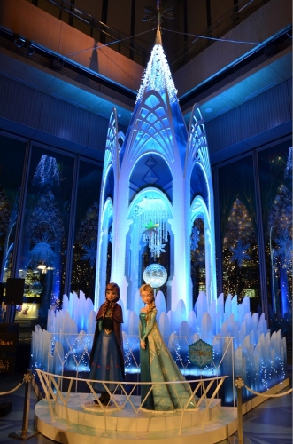 Elsa and Anna 1.jpg