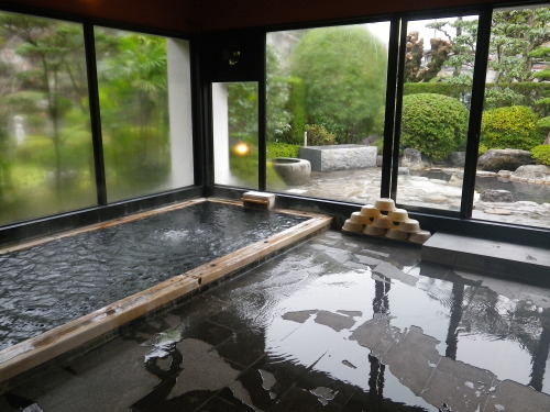 熊本地震八代市日奈久温泉金波楼のお風呂! 俳人 種田山頭火 曰く.jpg