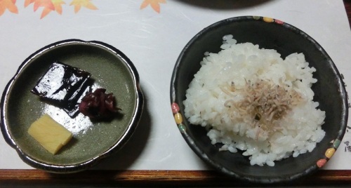 香の物とご飯.JPG