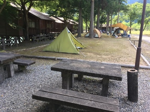 キャンプ場レポ：（和歌山県）おくとろ公園キャンプ場 ソロキャン＋ガレージ遊び。 楽天ブログ