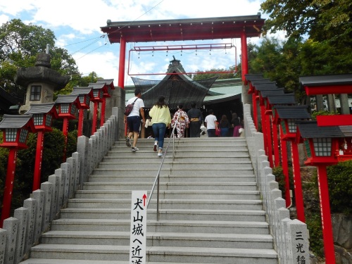 犬山城三光稲荷神社 (4).JPG