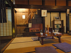 腰掛庵4.jpg