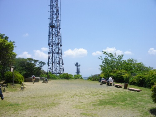 大楠山山頂 (3) (500x375).jpg