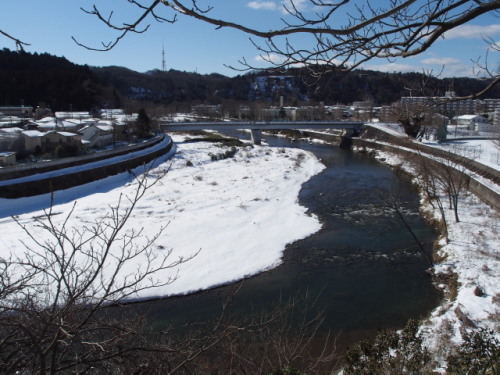 片平丁から見下ろす雪の広瀬川20140211