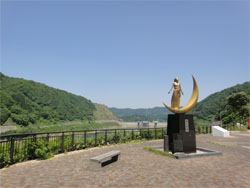 月山ダム2.jpg