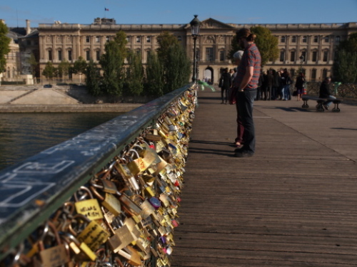 南京錠だらけの橋20120929