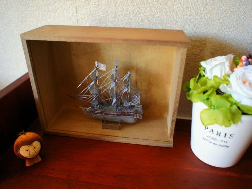 100円ショップ　ダイソー　ウッドBOX　木箱　メタリックナノパズル　ブラックパール号