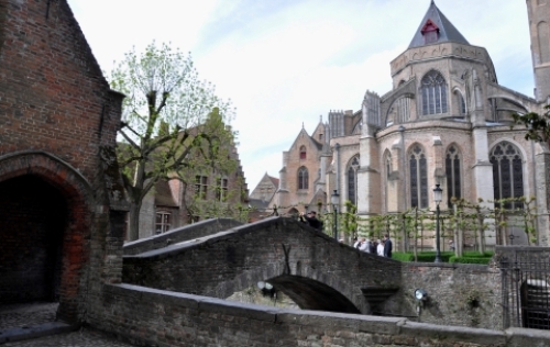 pict-聖母教会 7.jpg