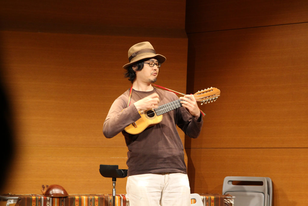 Charango2016051405.JPG