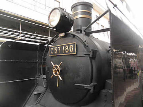 C57180-02.jpg