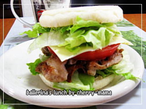 ハーブチキンバーガー９.jpg