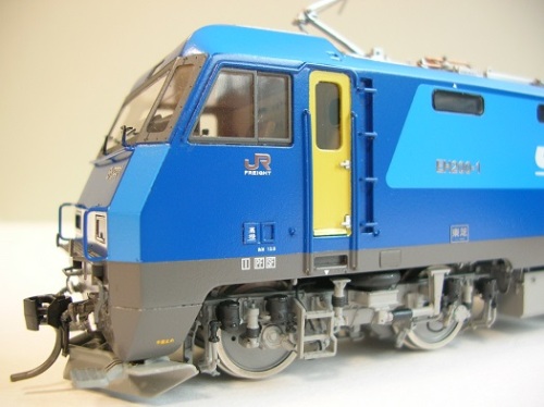 DSCN1263 ﾑｻｼﾉﾓﾃﾞﾙ　EH200.JPG