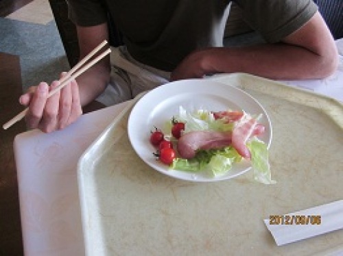 IMG_3075おじさんの朝食.jpg