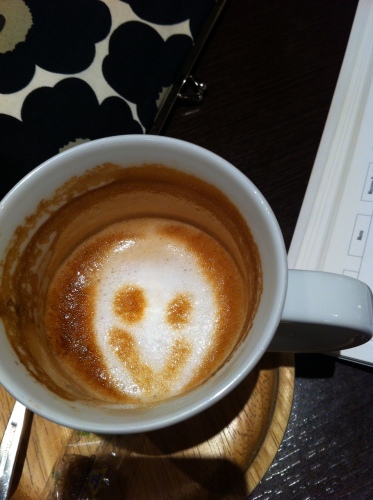 201402051225_1306_iphone.jpg