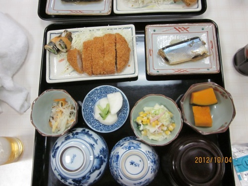 IMG_3396ロッヂ黒四の夕食.jpg