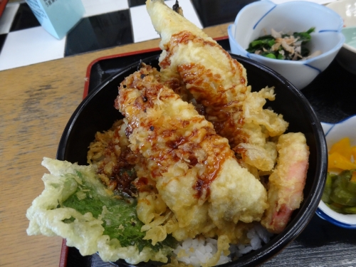 幻魚丼.jpg