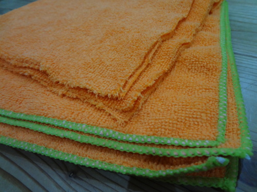 ダイソー マイクロファイバータオル 洗車