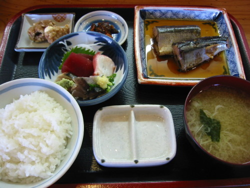 20140928_那珂湊お魚市場　クリタの浜定食.jpg