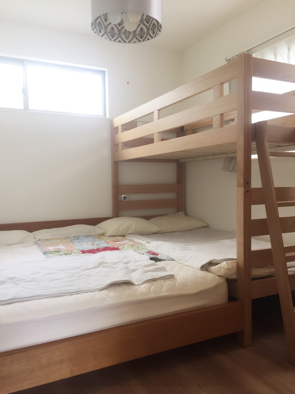 無印の2段ベッド完成( ´ ` )ﾉ寝室の初公開♪ いちごのうた。 楽天ブログ
